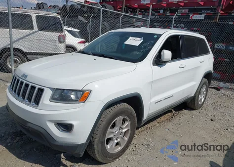 2015 Jeep Grand Cherokee Laredo z USA, uszkodzony, nr VIN 1C4RJEAG7FC713823